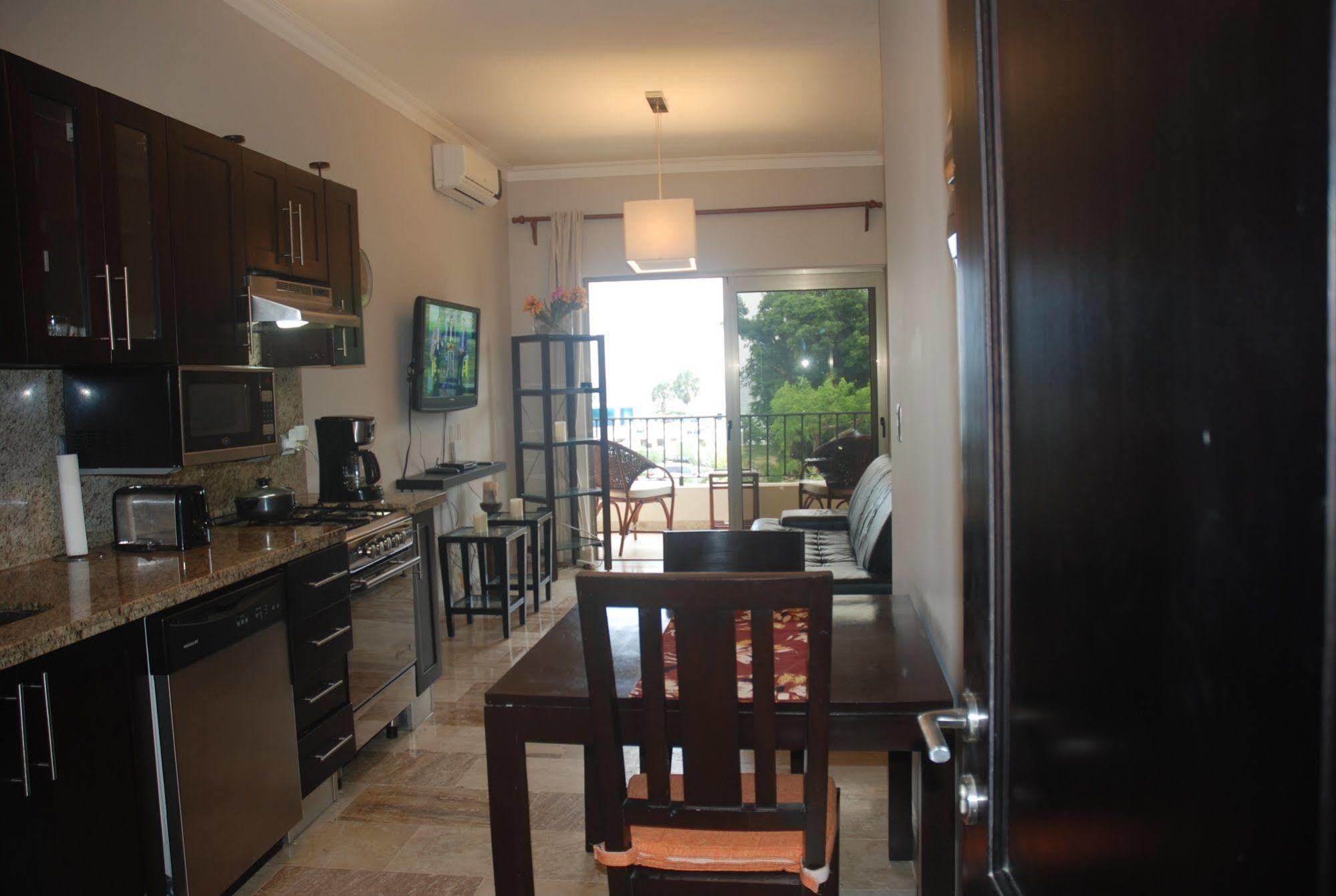 E&J Beach Condo Sosua Bagian luar foto