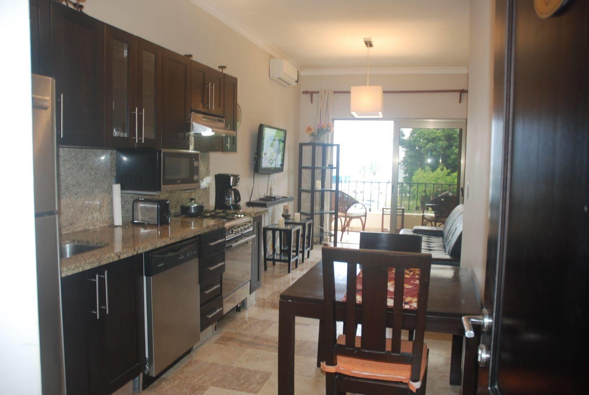 E&J Beach Condo Sosua Bagian luar foto